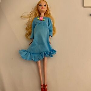 Pregnant doll